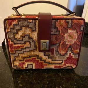 Patricia Nash square cross body bag